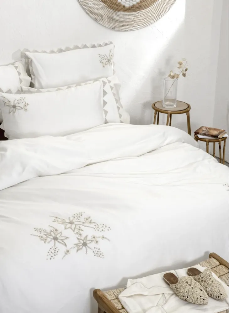 Ecocotton mona tweepersoons Dekbedovertrek set 100% biologisch katoen linnen handgeborduurd crème 200x220 CM - Afbeelding 1