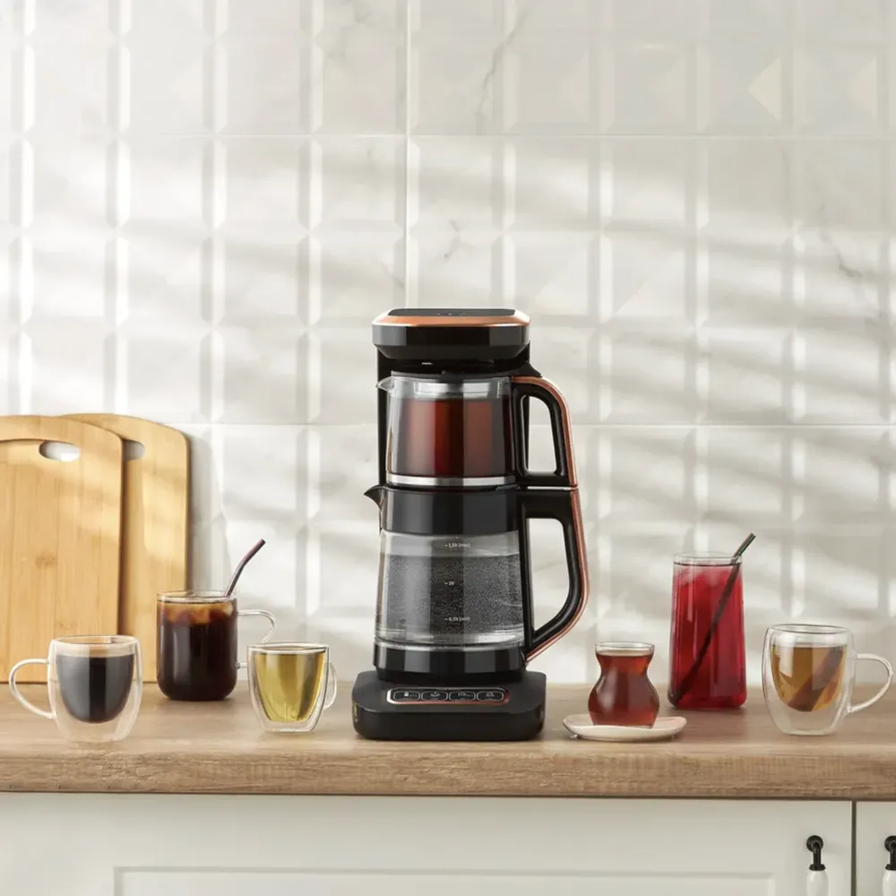 Karaca Çaysever Robotea Pro 4 in 1 Sprekend Automatisch Theezetapparaat met Glas, Waterverwarmer en Filter Koffiezetapparaat 2500W Copper Chroom - Afbeelding 3