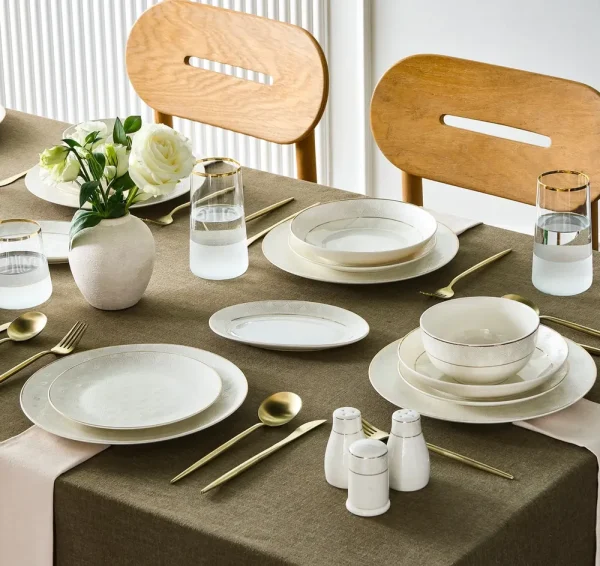 Karaca Elegance Bone Mandarin 53-delige serviesset voor 12 personen Goud