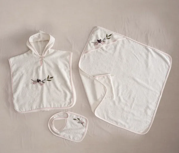 Ecocotton Olivia 4-delige babyponchoset van biologisch katoen, crèmekleurig