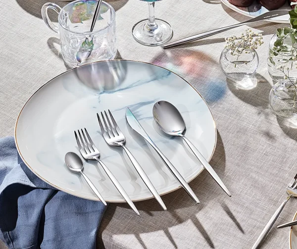 Karaca Lizbon 60-delige bestekset voor 12 personen