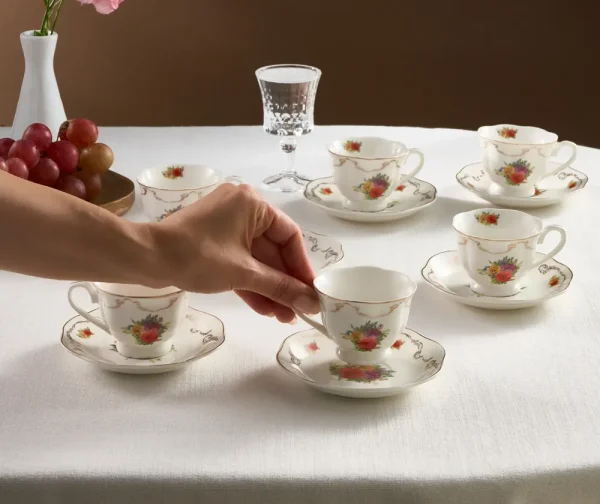 Karaca Antique 12-delige set espressokopjes van porselein voor 6 personen, 80 ml
