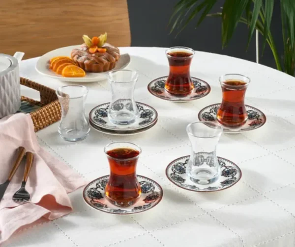 Karaca Nakkas 12-delige Turkse theeset voor 6 personen, 130 ml, rood